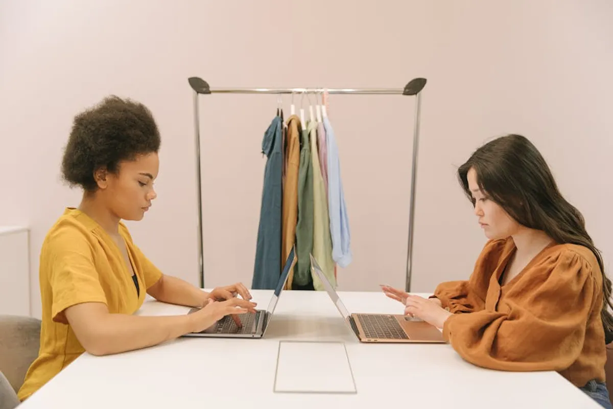 Areyoufashion Review: What It Is, Features, Safety, and Alternatives