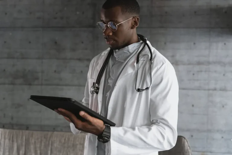 How to Choose a Healthcare Freight Partner