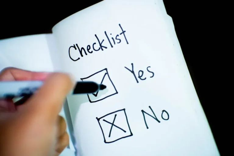 How to Choose a Life Sciences Logistics Partner