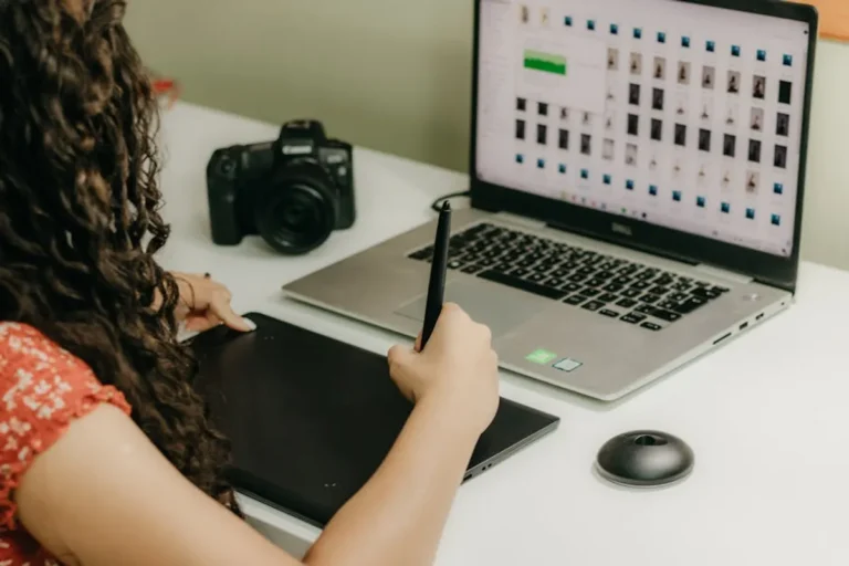 Photosly Review: What It Is, Features, Safety, and Alternatives